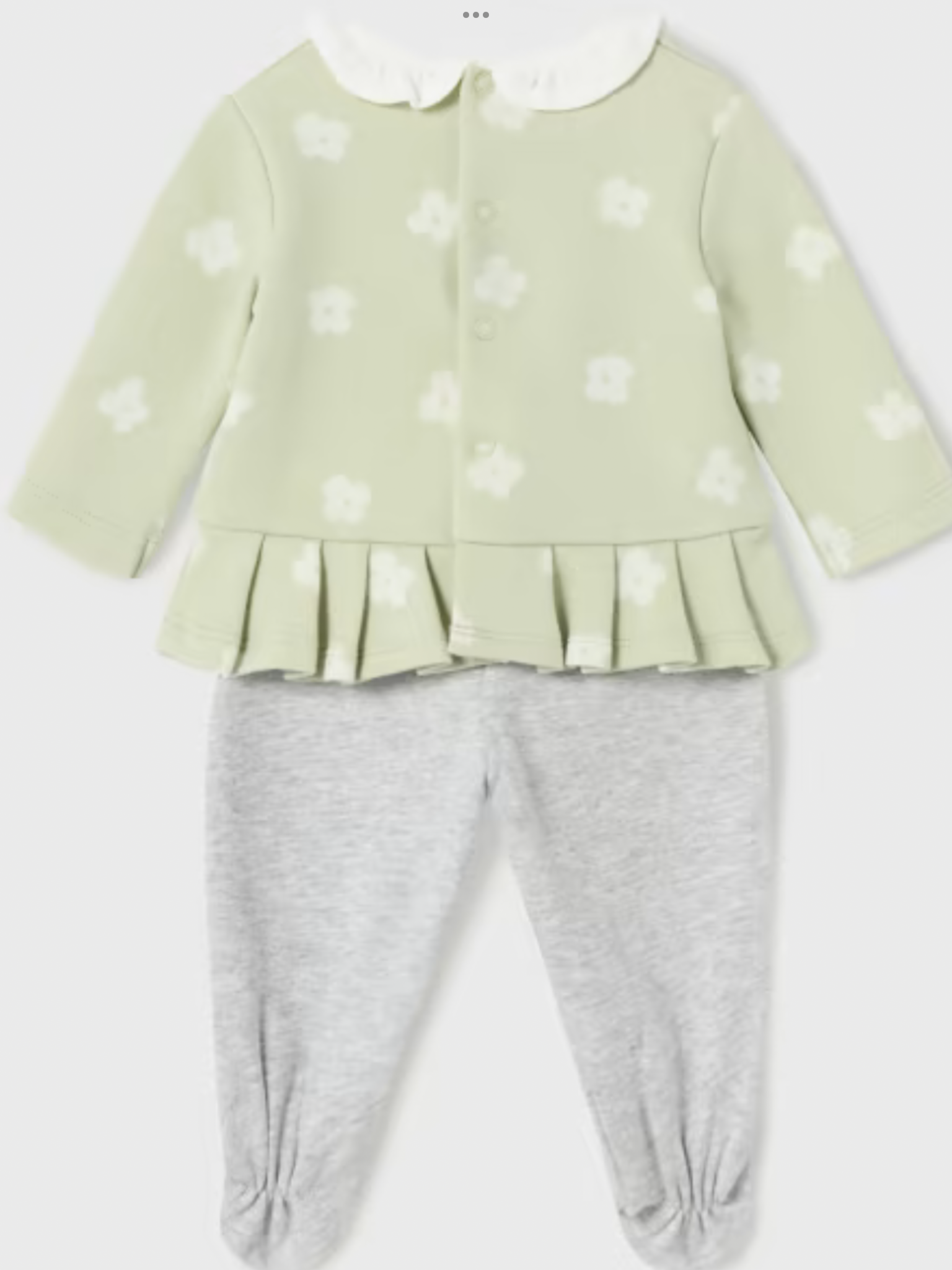 Mayoral two piece set.    09231849