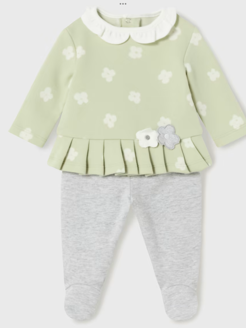 Mayoral two piece set.    09231849