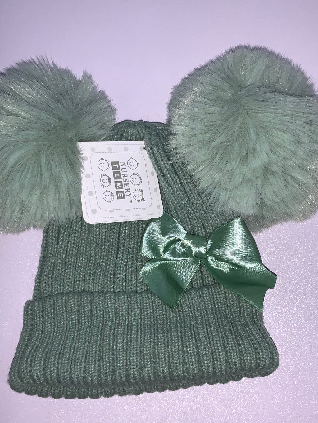 Pom hats.   10231911