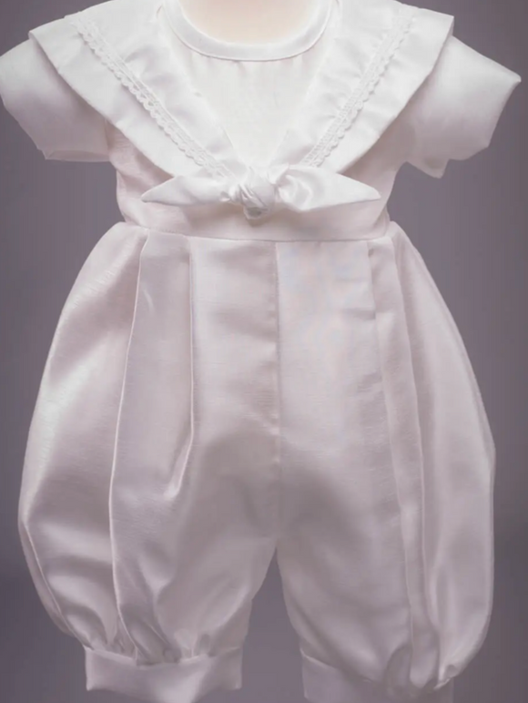 Tara lee white romper.    09231864