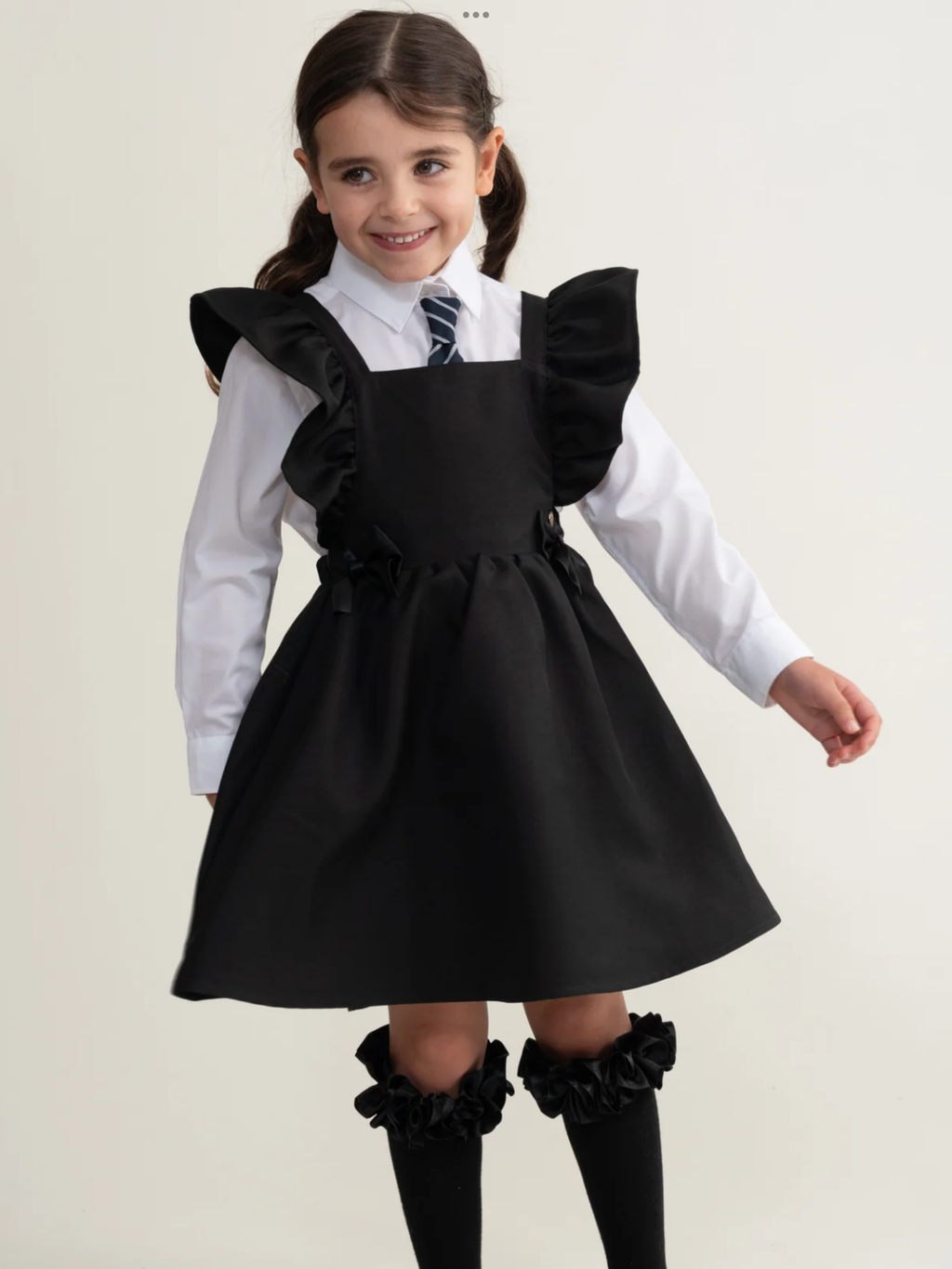 Caramelo kids black school pinafore 0726778