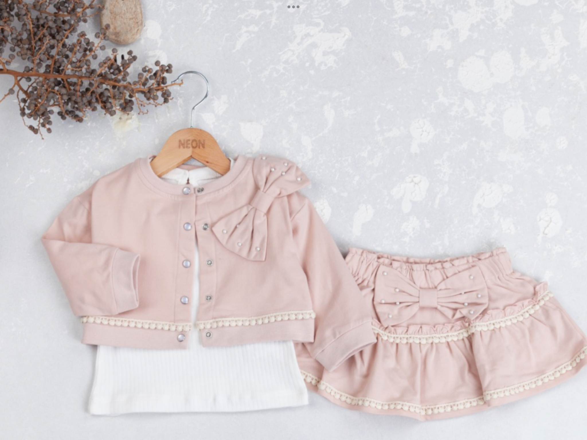 Girls three piece set   0525279