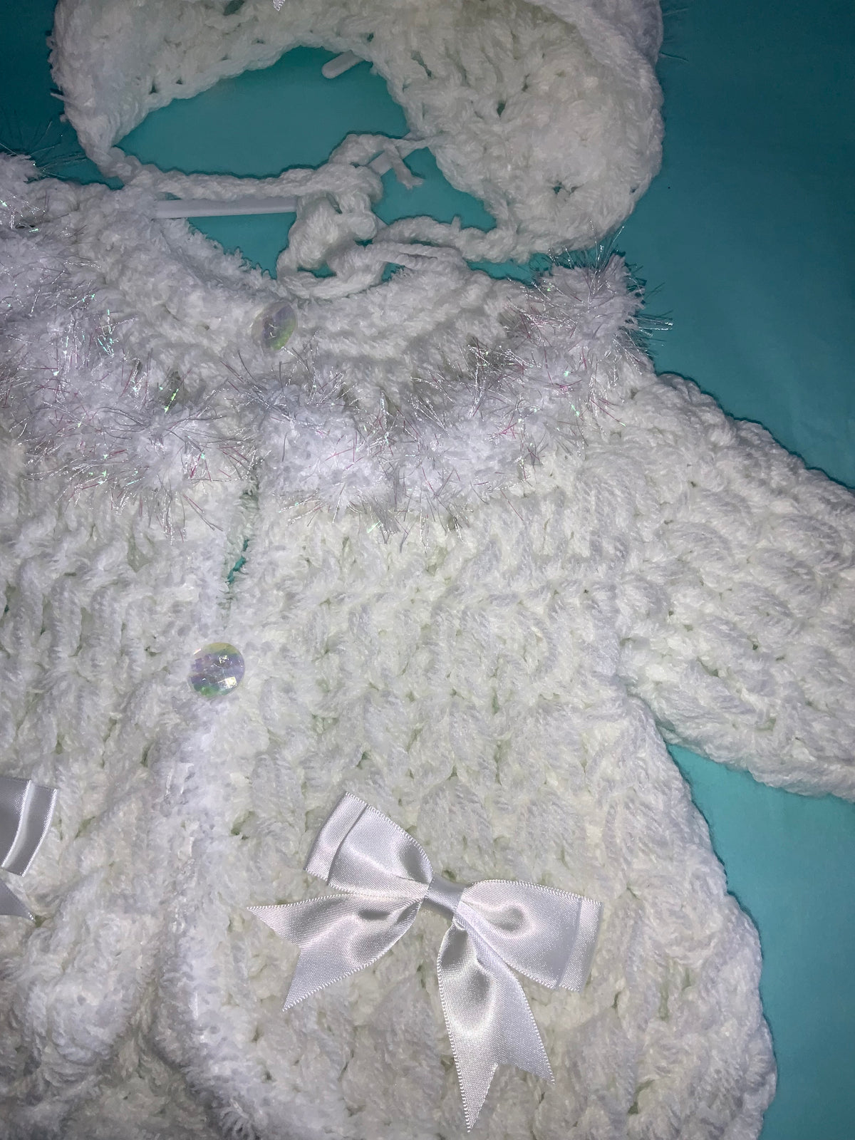 Crotched cardigan and bonnet 0926838