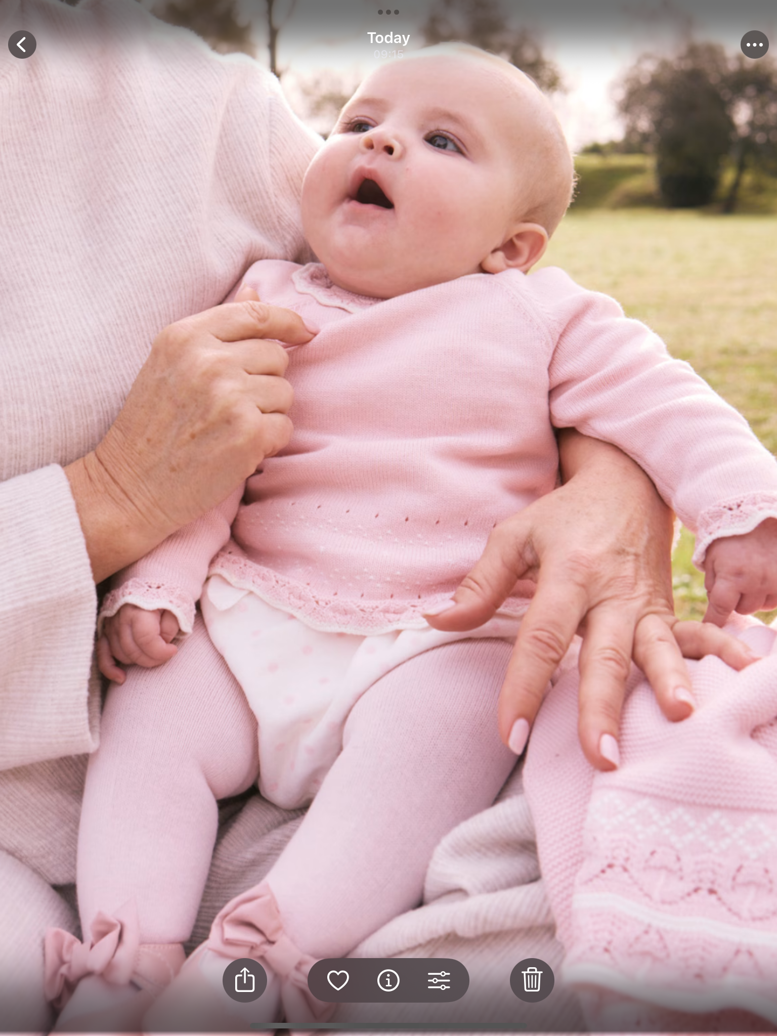 NEW SEASON THREE PIECE SET 0925377