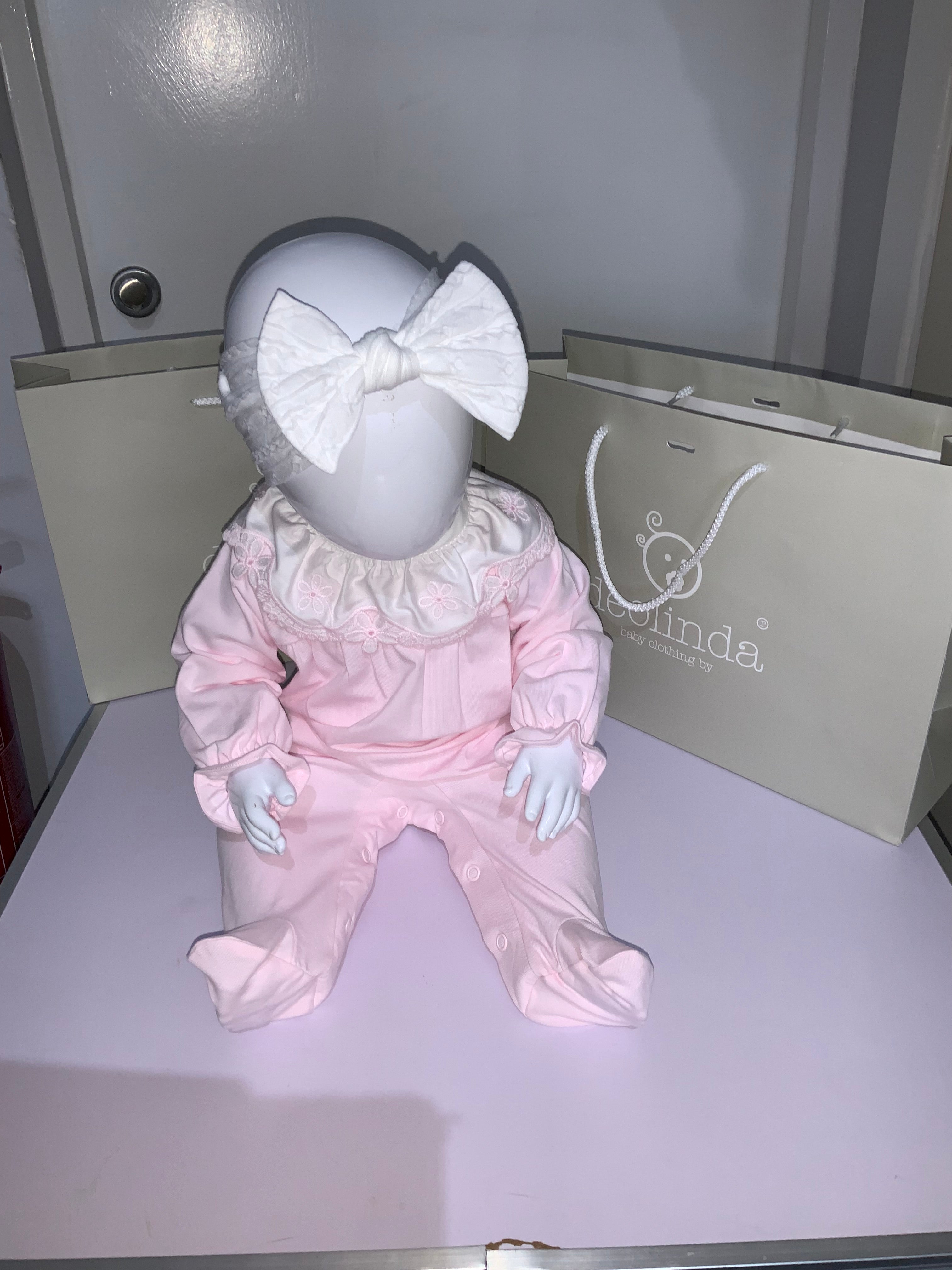 Deolinda babygro 02242187