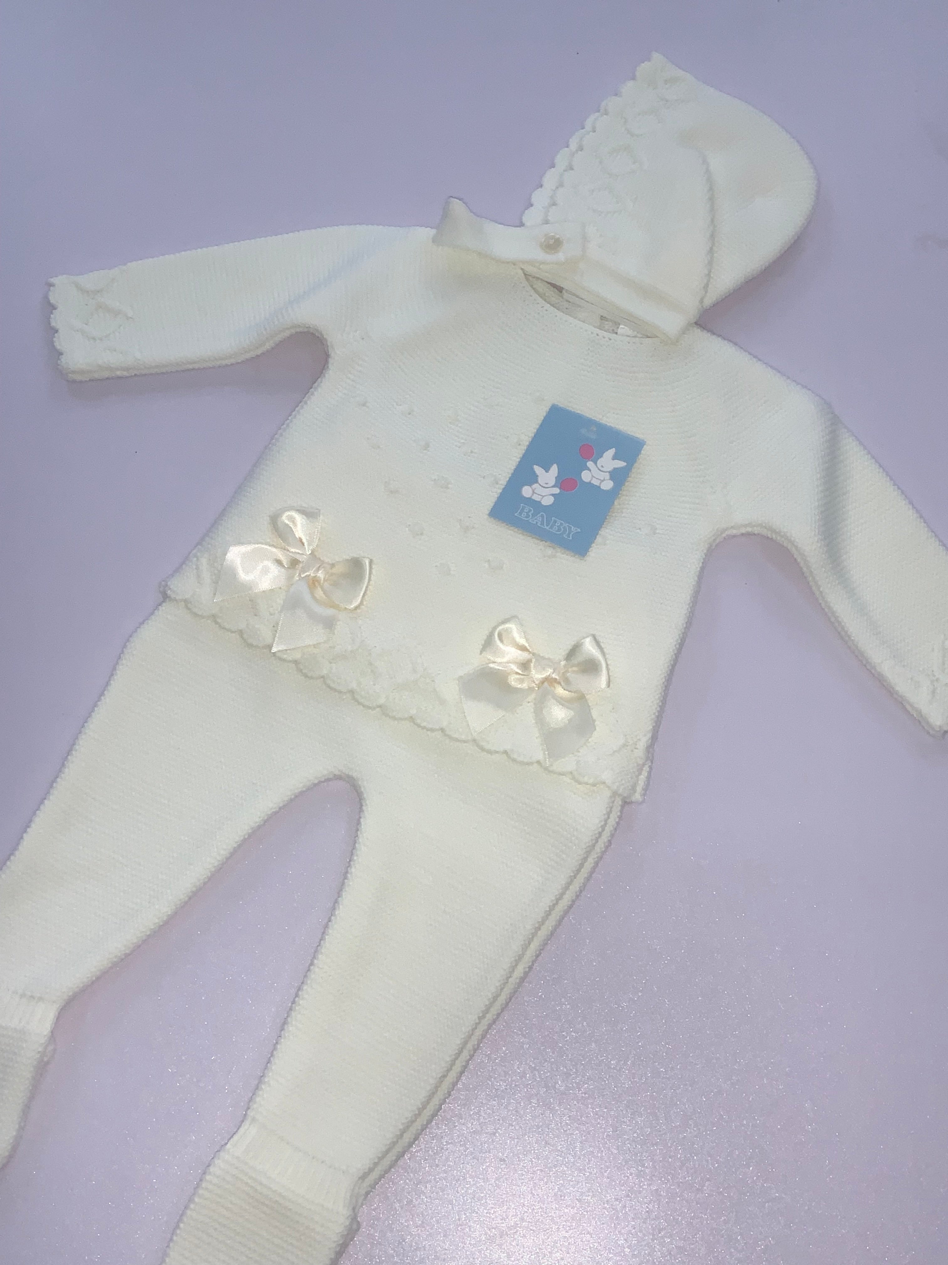 Knitted set 05242320