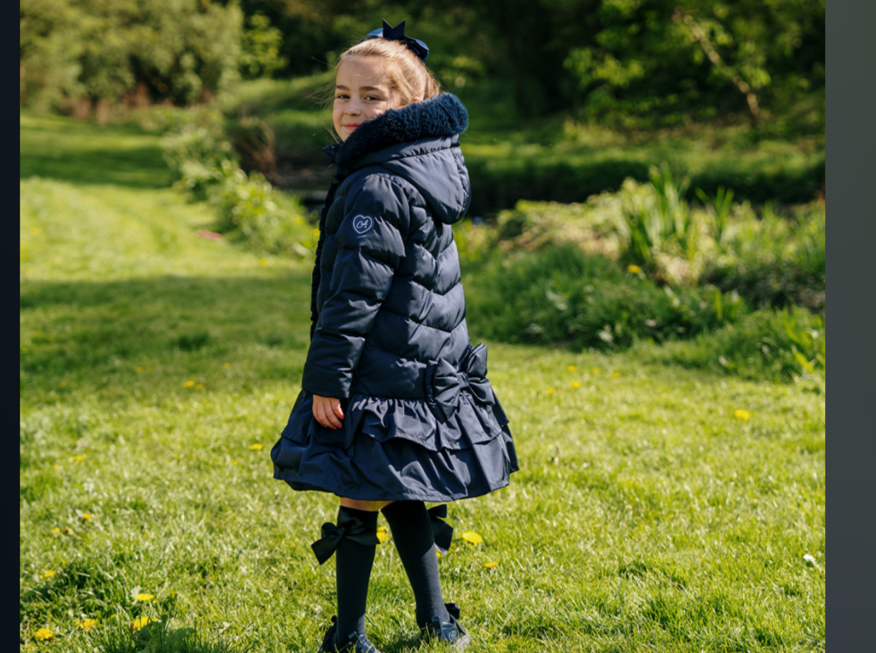 ADee navy coat with faux fur around the hood 07242368