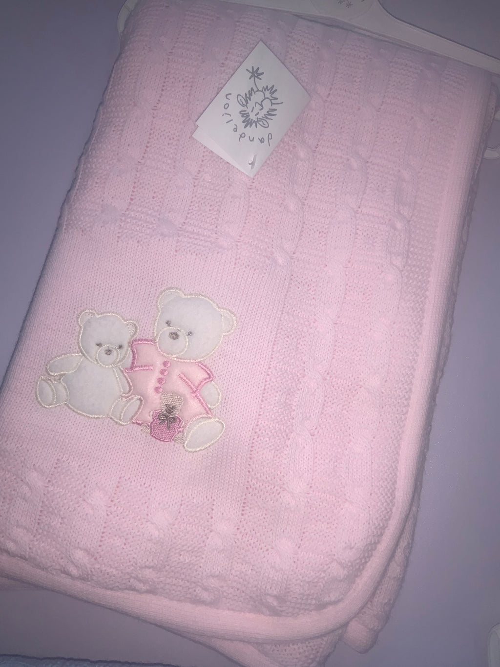 Dandelion shawl 0126557