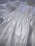Christening gown.     03221043