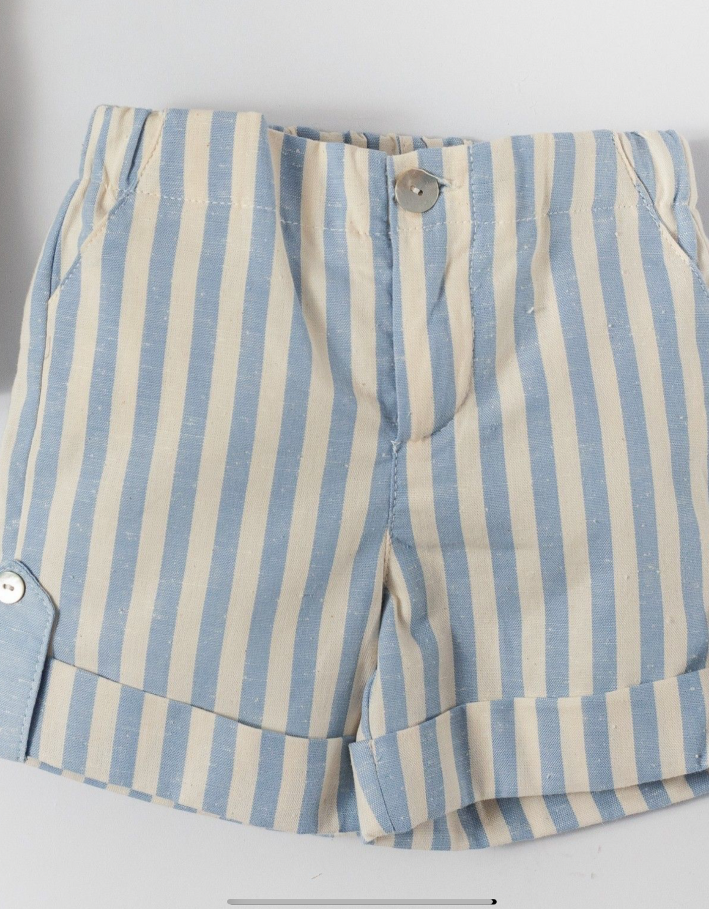 Deolinda shorts set.       0222902