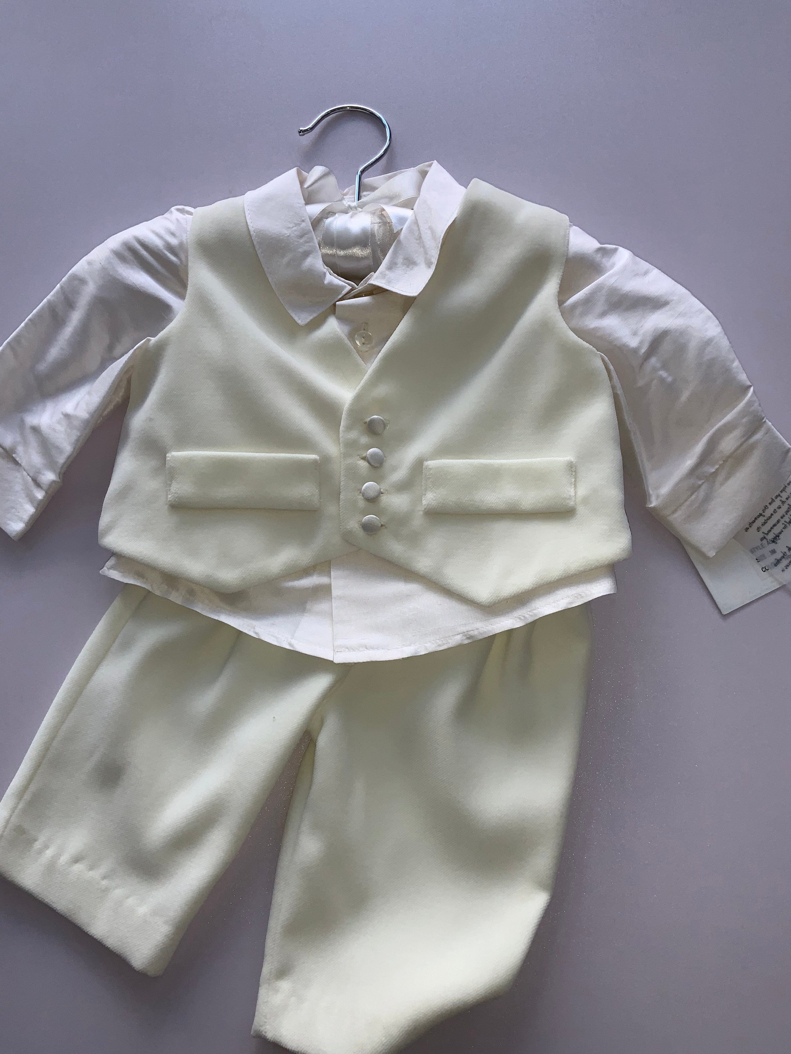 Boys occasion/christening.        465