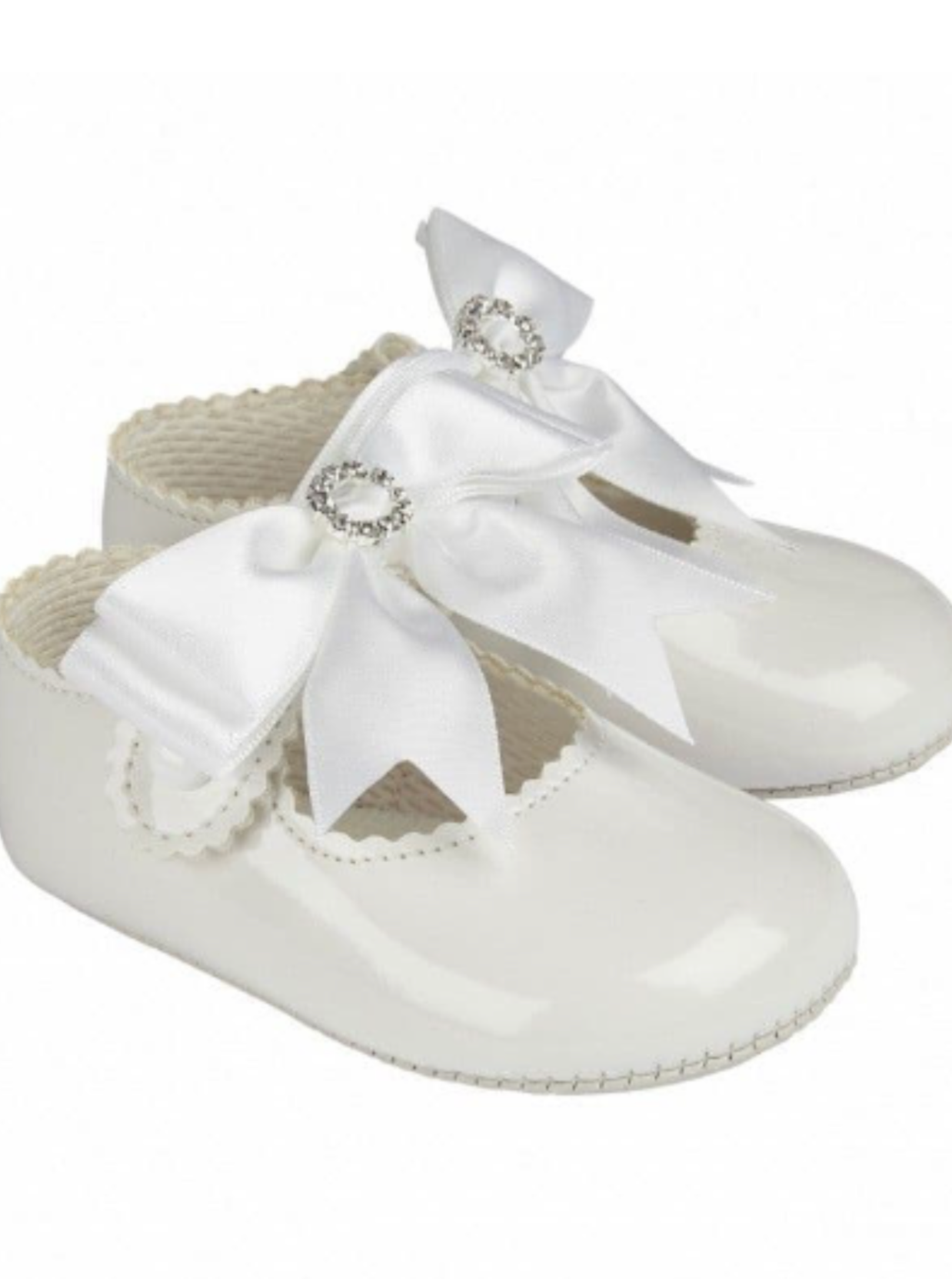 White soft Baby pods .  G243