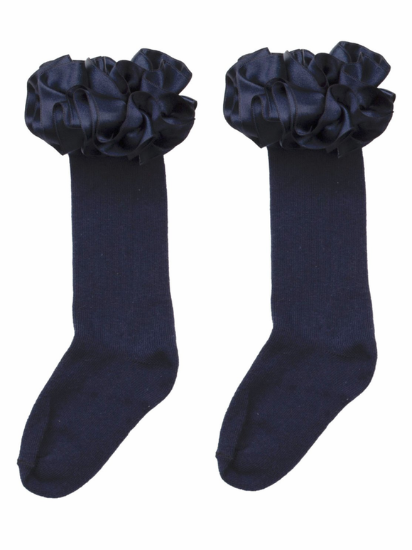Ruffle socks.      44918011