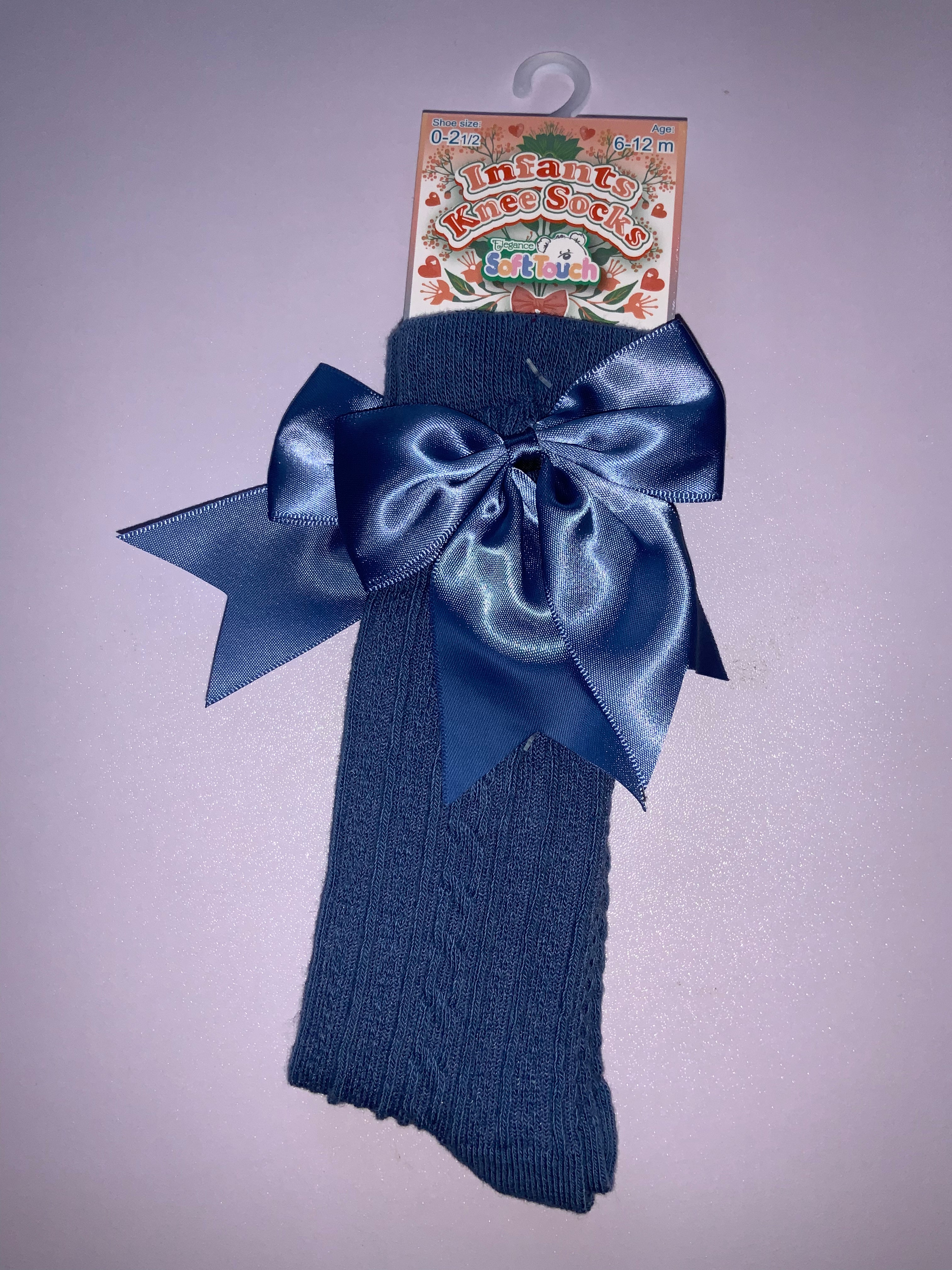 Long socks 18-24 mths.     Touch4