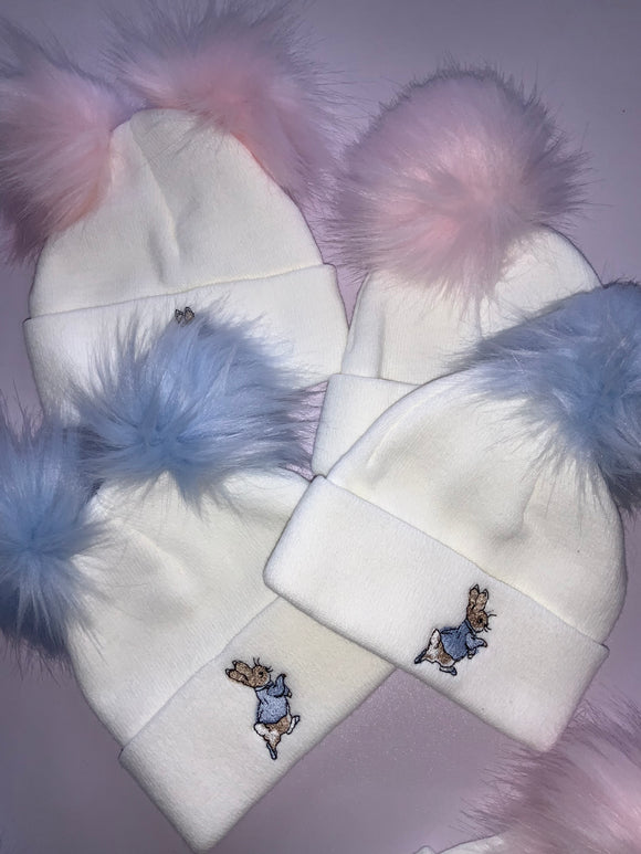 Pom hats.     10221284