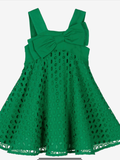 Emerald mayoral dress.   02231386