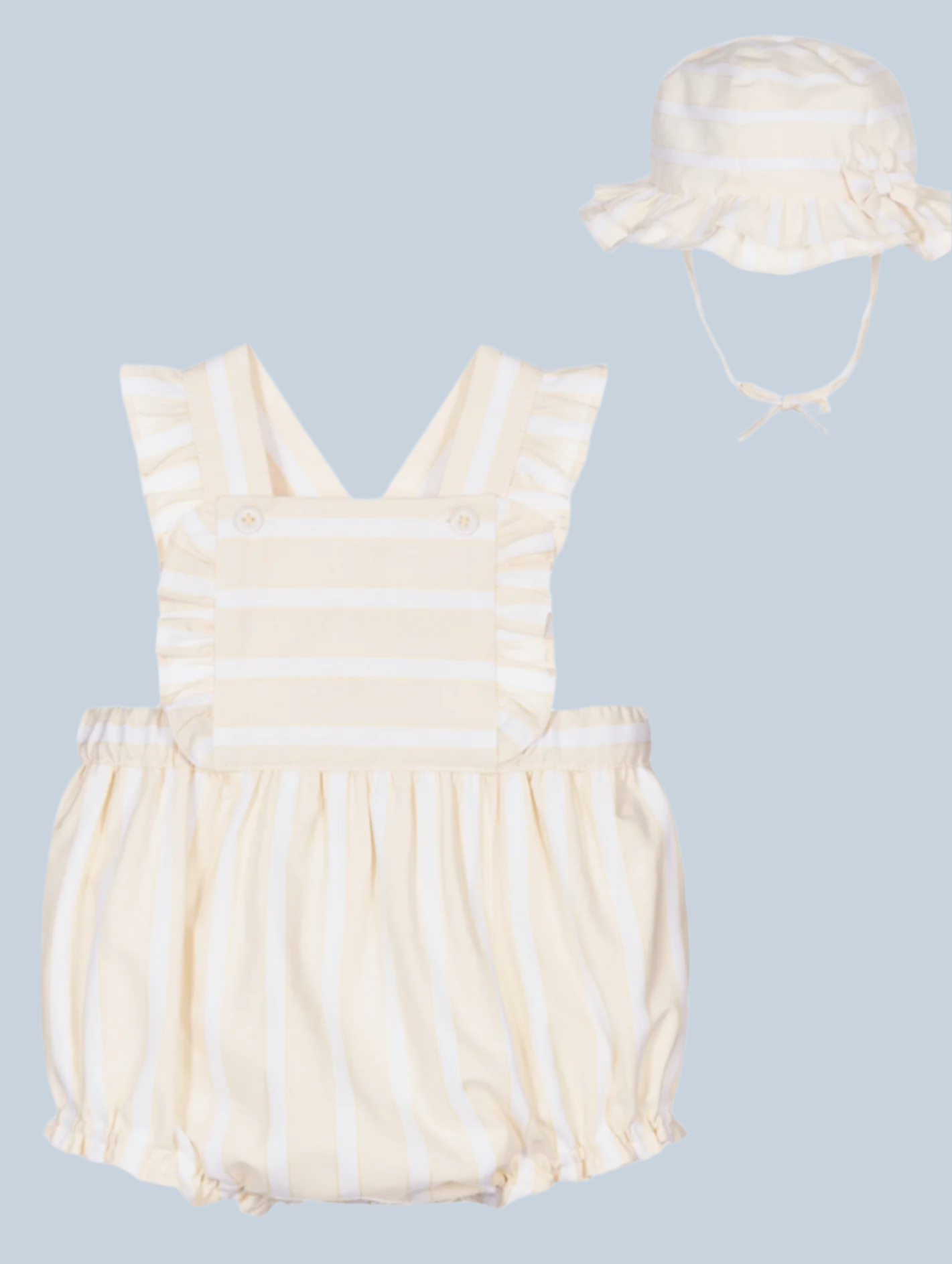 Dani.   Bubble suit.          0421268