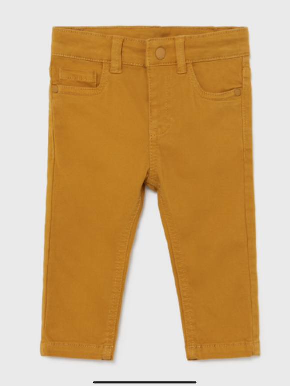 Basic slim jeans.             1221739